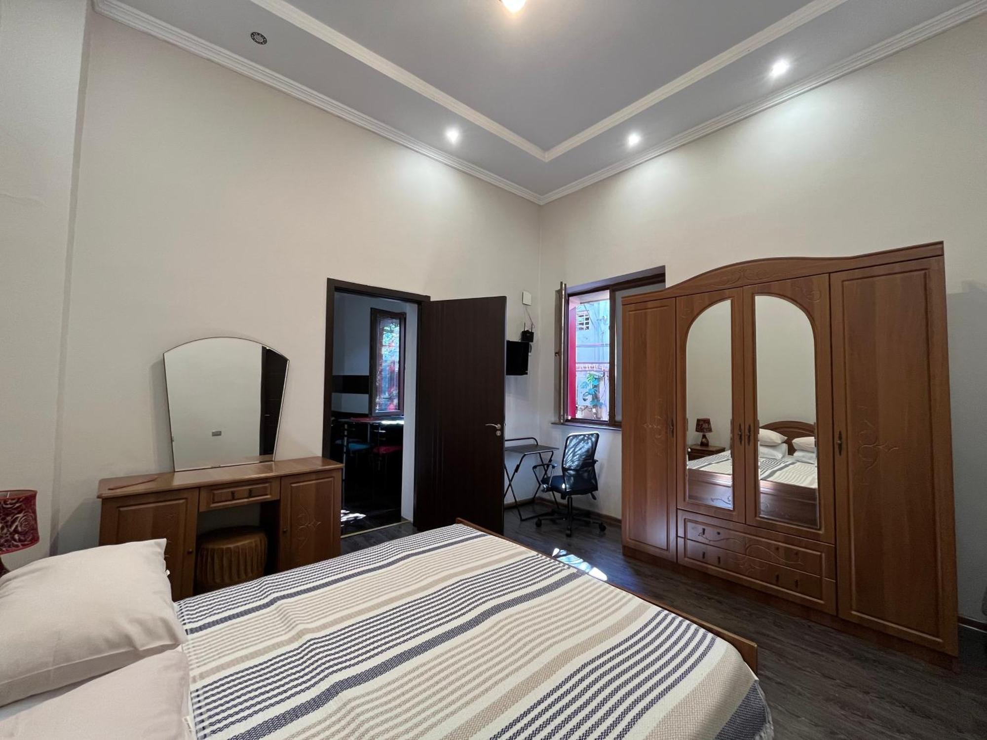 Old Batumi Apartment On Kostava 9 외부 사진